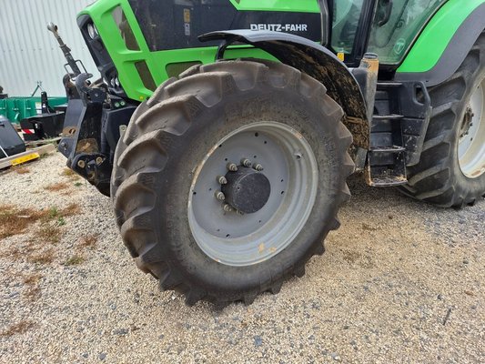 Tracteur agricole Deutz-Fahr 7210 TTV