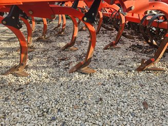Déchaumeur Kubota CU3400CF - 5