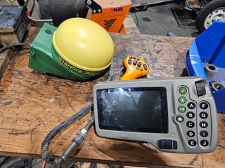 Pulvérisateur traîné John Deere 732 i - 7