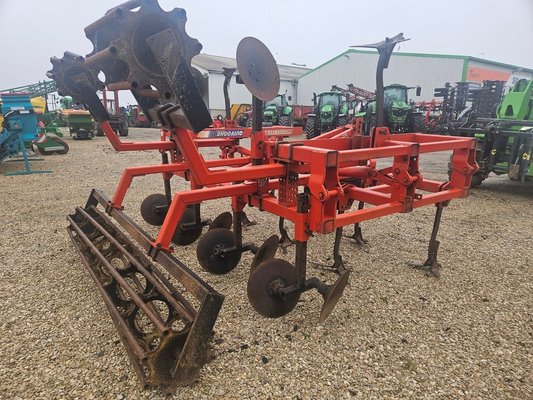 Déchaumeur Quivogne MAXICULTEUR 4M