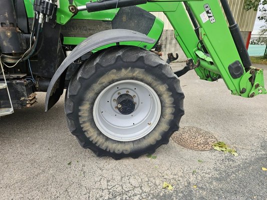 Tracteur agricole Deutz-Fahr 610