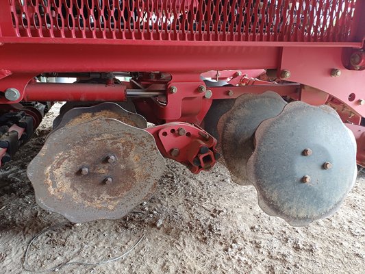 Semoir pour semis simplifié Horsch Pronto 4DC