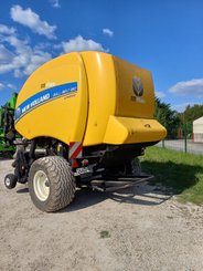 Presse à balles rondes New Holland Roll-Belt 180 - 1