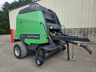 Presse à balles rondes Deutz-Fahr 590 - 1