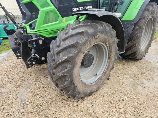 Tracteur agricole Deutz-Fahr 6175.4 TTV