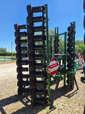 Rampe désherbeur ETR AVT Ecimeuse à pneus 6m30
