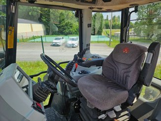 Tracteur agricole Massey Ferguson 5460 - 8