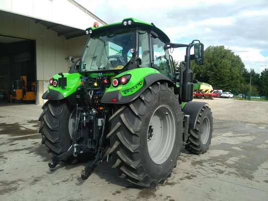 Tracteur agricole Deutz-Fahr 6150.4 RVSHIFT