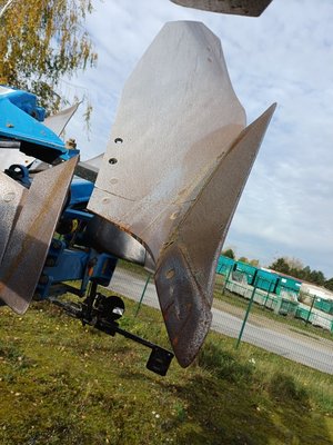 Charrue Rabe KORMORAN PF VHA 180