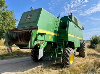 Moissonneuse batteuse John Deere 2256 - 4