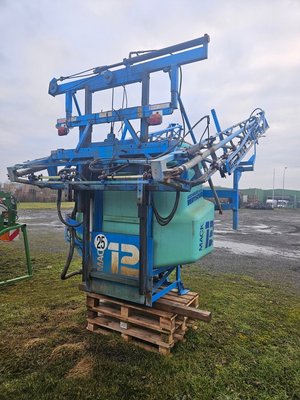 Pulvérisateur porté Berthoud 1200L