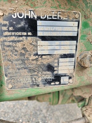Tracteur agricole John Deere 5620