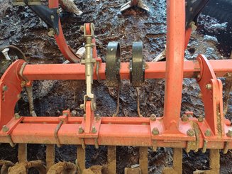 Déchaumeur Kubota CU3400CF - 9