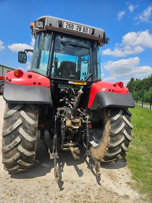 Tracteur agricole Massey Ferguson 5460