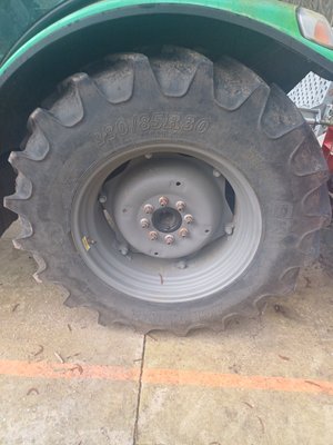 Tracteur agricole Deutz-Fahr 5090