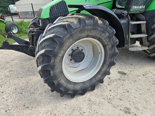 Tracteur agricole Deutz-Fahr 135