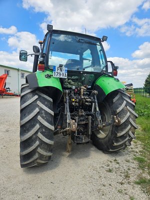 Tracteur agricole Deutz-Fahr 135