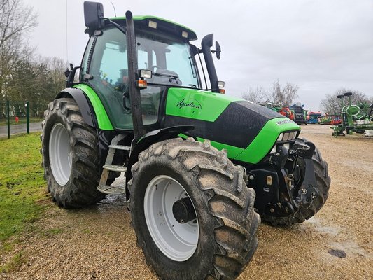 Tracteur agricole Deutz-Fahr 150