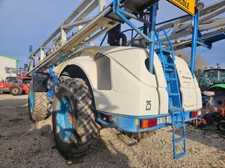 Pulvérisateur automoteur Matrot Maestria17 - 2