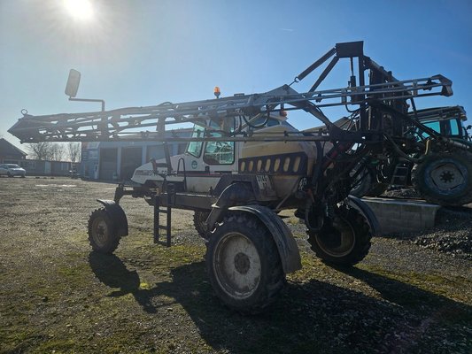 Pulvérisateur automoteur SPRACOUPE 3440