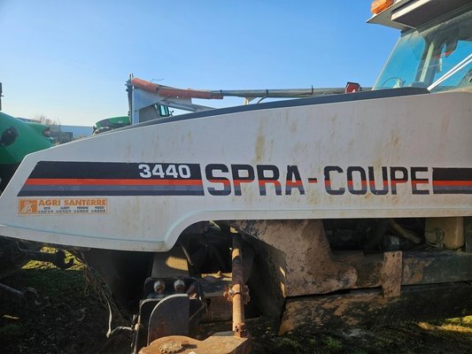 Pulvérisateur automoteur SPRACOUPE 3440