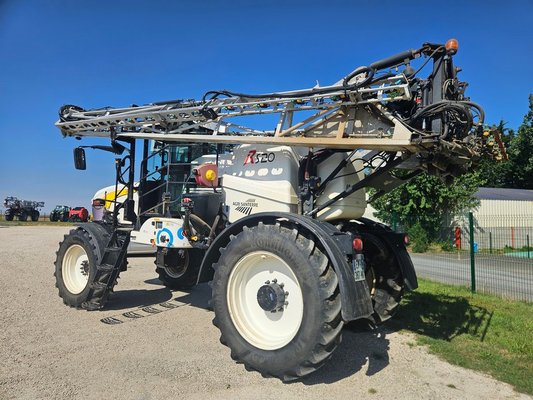 Pulvérisateur automoteur Artec RS 20
