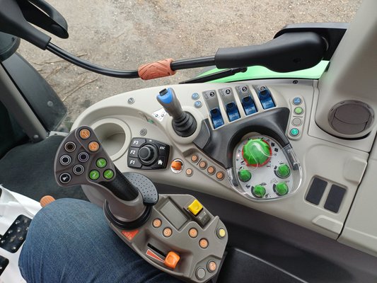 Tracteur agricole Deutz-Fahr 6140 TTV