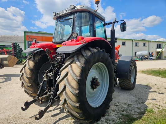 Tracteur agricole Massey Ferguson 7495