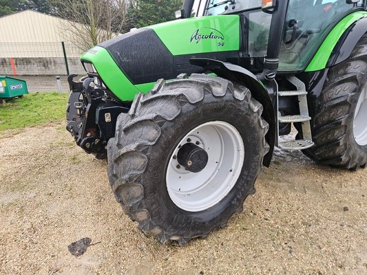 Tracteur agricole Deutz-Fahr 150
