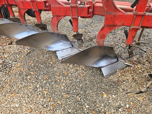 Charrue Grégoire-Besson RWB7 516 160 90