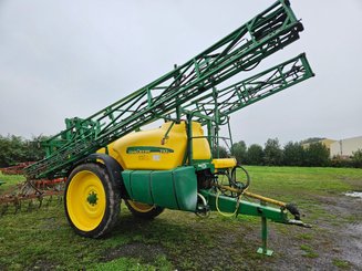 Pulvérisateur traîné John Deere 732 i - 1