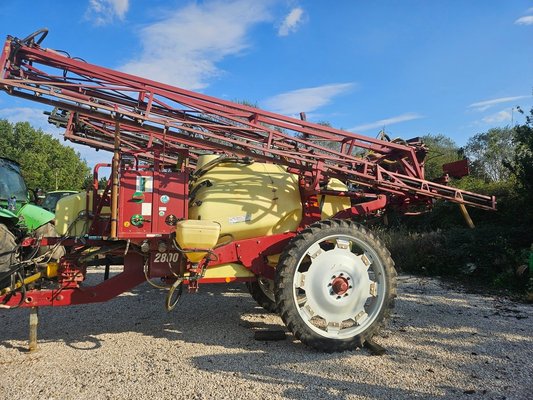 Pulvérisateur traîné - COMMANDERPLUS 2800 LITRES 24M