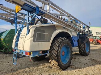 Pulvérisateur automoteur Matrot Maestria17 - 1