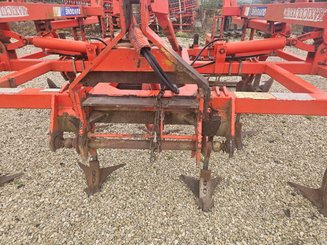 Déchaumeur Quivogne MAXICULTEUR 4M - 5