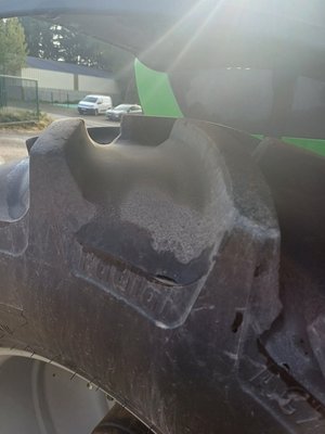 Tracteur agricole Deutz-Fahr agrotron M 620 DCR