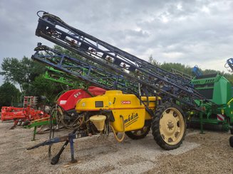 Pulvérisateur traîné Caruelle MEDIA 250 - 1