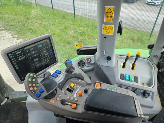 Tracteur agricole Deutz-Fahr 6175.4 TTV