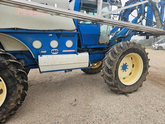 Pulvérisateur automoteur Matrot M44D 36M