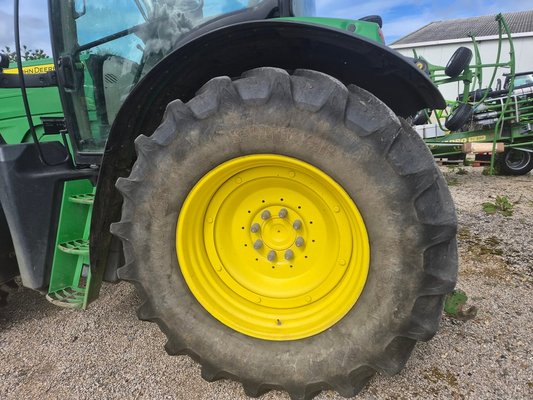 Tracteur agricole John Deere 6140 R