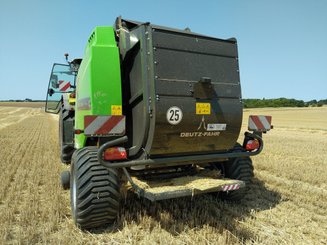 Presse à balles rondes Deutz-Fahr 795 OC14 - 1