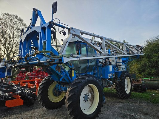 Pulvérisateur automoteur - M44D 36M