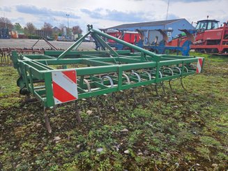 Preparateur de sol Sans marque Frontale - 1