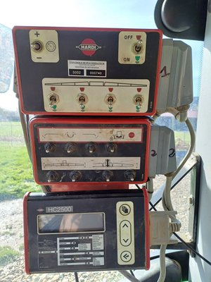Pulvérisateur traîné Hardi COMMANDERPLUS 2800 LITRES 24M
