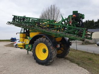 Pulvérisateur traîné John Deere 840i - 2